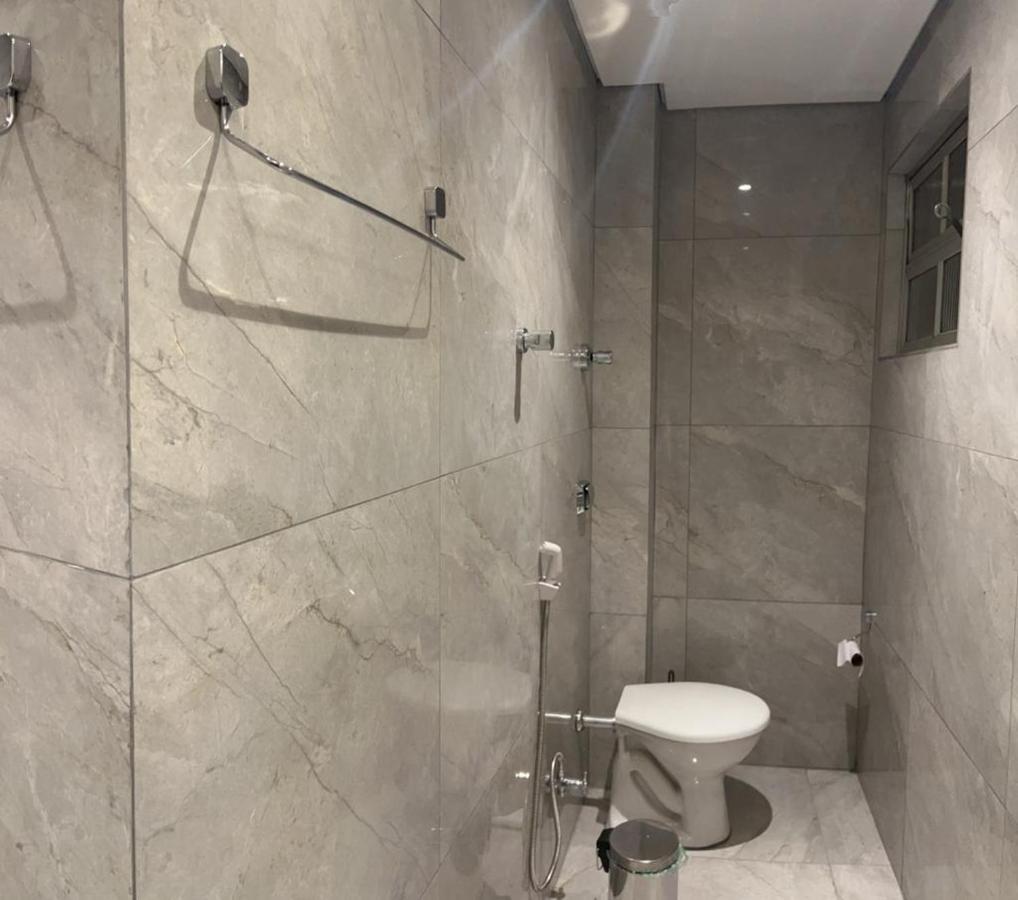Apartamento Para Pessoas De Familia Ou A Negocio, Ap Lindo Aconchegante No Bras Proximo Igreja Mundial,Mercado Municipal, 25 De Marco, Templo Salomao, Metro Dom Pedro Ll, Bancos, Mercado E Etc 상파울루 외부 사진