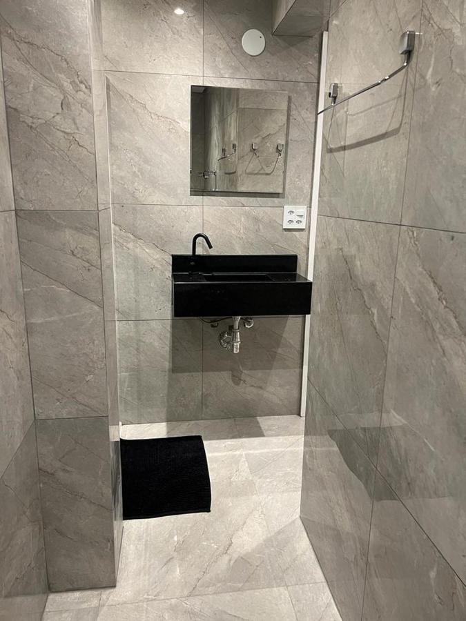 Apartamento Para Pessoas De Familia Ou A Negocio, Ap Lindo Aconchegante No Bras Proximo Igreja Mundial,Mercado Municipal, 25 De Marco, Templo Salomao, Metro Dom Pedro Ll, Bancos, Mercado E Etc 상파울루 외부 사진